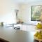 Cedar Holiday Units - Apartment 4