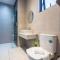 Cozy Mayfair Homestay