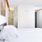 Hotel Blooker