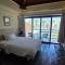 Ianos Hotel