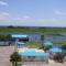 Days Inn & Suites by Wyndham Lake Okeechobee - Okeechobee