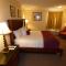 Days Inn & Suites by Wyndham Lake Okeechobee - Okeechobee