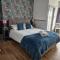 LilyRose Hotel