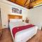 chrome hotel & resort solo