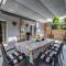 Dalmatian 230m2 with pool and garden near the old town for families