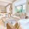 Covas Seabreeze Cottage