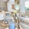 Covas Seabreeze Cottage