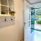 Covas Seabreeze Cottage