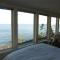 Foto: Dolphin Beach Oceanfront Cottage 26/48