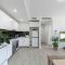 KozyGuru | Rosebery | Comfy Urban Escape + Parking