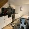 Studio duplex avec spa et cour privée