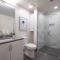 Downtown-Elevator-King Bed-Garage Parking-Laundry