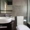 Central 1BR - Views - Deli Café