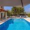 Villa Olivia Coral