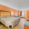 Hotel O Deluxe Inn Kingstree SC HWY 52