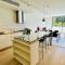 Apartment near CBD & Airport