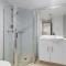 Inner-city Stay with Pool and Gym Access