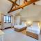 Woodpecker Barn - Cwl