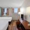 Super 8 by Wyndham Thunder Bay