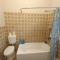 Tiny Single Room in Earlwood House - EW7