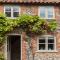 5 Bed in Wighton oc-2179