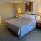 Alpine Inn & Suites Rockford