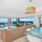Unit 7 - 3 Bedroom Premier Ocean View