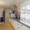 St Elmo Lodge - Cottage