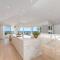 Seaviews at Sunshine Beach 4BR, Pool