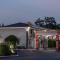 The Orchard Hotel Ukiah Wine Country Free Breakfast, Pool, & Hot Tub
