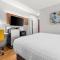 Microtel Inn and Suites - Salisbury