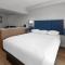 Microtel Inn & Suites by Wyndham Sioux Falls