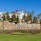 Dollywood's DreamMore Resort and Spa - بيدجن فورج