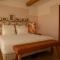 9Hotel Chelton