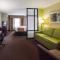 Comfort Suites Manhattan