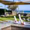 Villa Goldfish - 5BR Beachfront Luxury with Pool & Jacuzzi