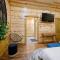 Massive Hochatown Lodge W Spa, Basketball & More