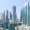 Spacious Apartment Marina View