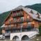 Chalets de Praroustan by Actisource