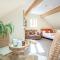 Orchard View-Uk40871