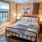 Cozy Secluded, King, Best Location, Hot tub, Firepit, Playset