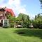 Holiday Home Zgorzale by Lake Radunskie