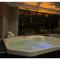 Casa Grande Suites
