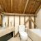 Chilsham Barn