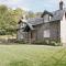 Gardeners Cottage-Uxt