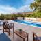 Holiday Home Zaton with Pool near River Canyon Holiday Home Zaton with Pool near River Canyon