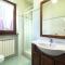 Villa in Lonnano with pool