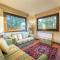 Villa in Lonnano with pool