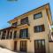 Villa in Lonnano with pool