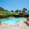 Villa in Lonnano with pool